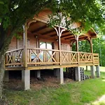 Accessible Avec Terrasse - 2 A - Api-1-52-311 캠프장