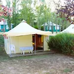 캠프장 Accessible Avec Terrasse - 2 A - Api-1-52-311 *
