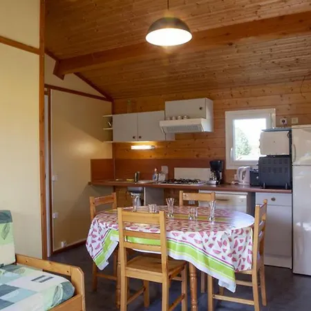 Accessible Avec Terrasse - 2 A - Api-1-52-311 *