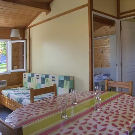 Accessible Avec Terrasse - 2 A - Api-1-52-311 * Naucelle