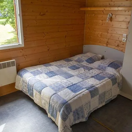 Accessible Avec Terrasse - 2 A - Api-1-52-311