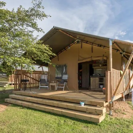 Campingplads Accessible Avec Terrasse - 2 A - Api-1-52-311 *
