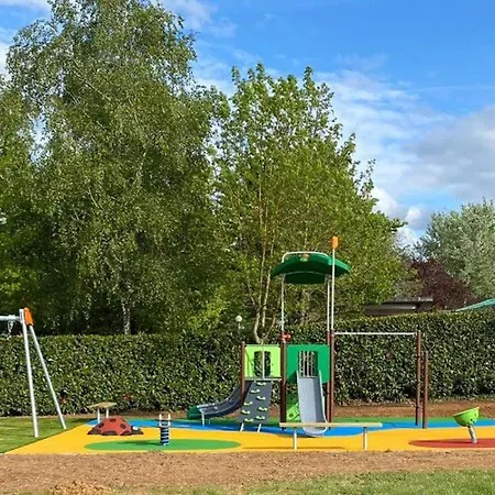 Accessible Avec Terrasse - 2 A - Api-1-52-311 Naucelle