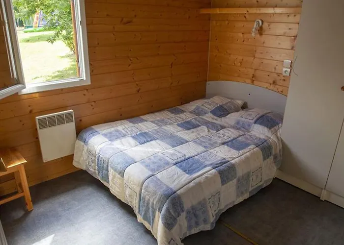 Accessible Avec Terrasse - 2 A - Api-1-52-311