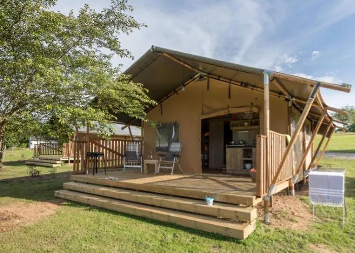 营地 Accessible Avec Terrasse - 2 A - Api-1-52-311 *