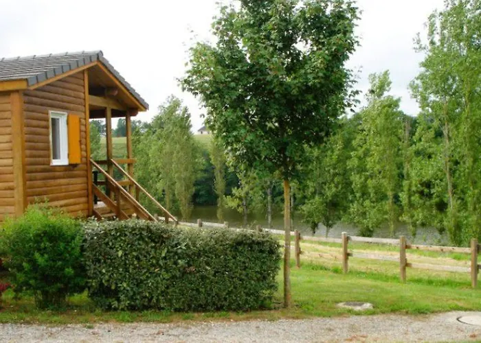 Accessible Avec Terrasse - 2 A - Api-1-52-311 * Naucelle